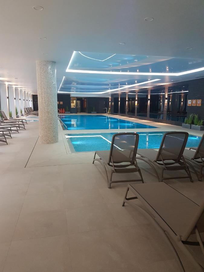 Apartament Baltyk Nadmorskie Tarasy Z Parkingiem Kołobrzeg Extérieur photo